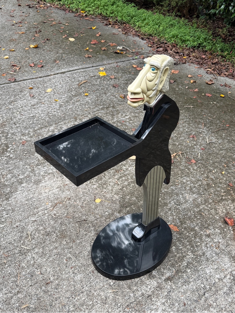 Bombay Butler Tray Stand Accent Table with Beige Character Head